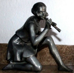 Georges Maxime figurine