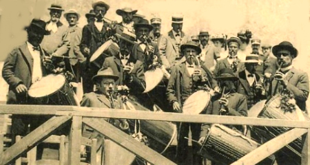 1907