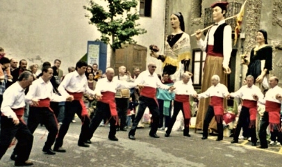 Carles taboring for dancers