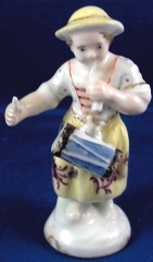 statuette